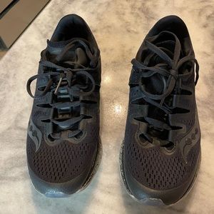 Women’s SAUCONY Freedom ISO